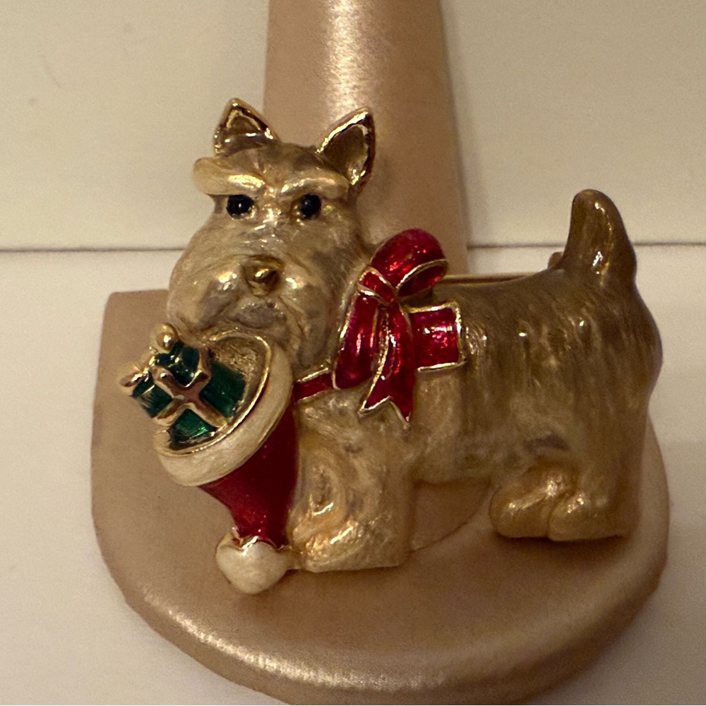 BROOCH DOG SCOTTIE SCOTTISH TERRIER GOLD TONE GLOSSY ENAMEL CREAM GRAY HOLIDAY - Picture 2 of 7